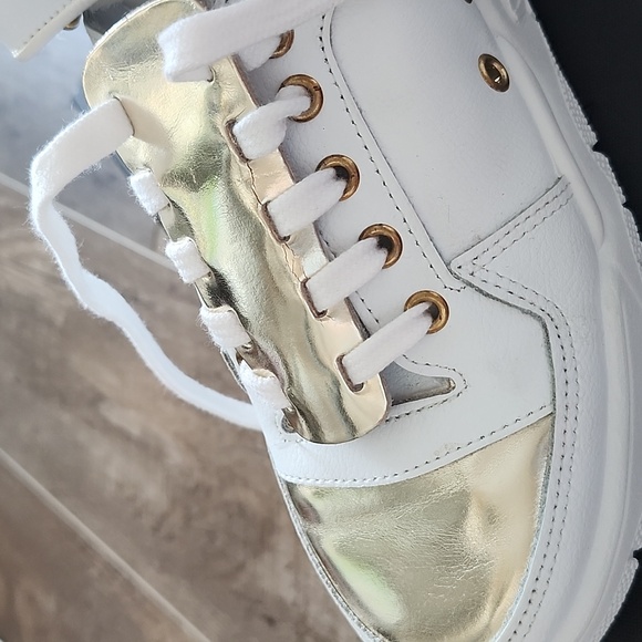 Chiara Ferragni High-Top Sneakers - Picture 4 of 6